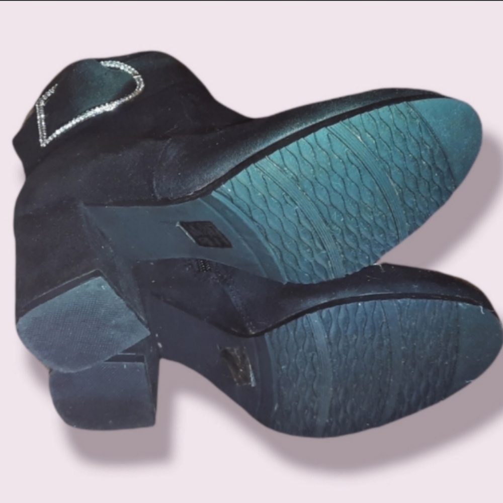 Dream Pairs Booties - Picture 4 of 4